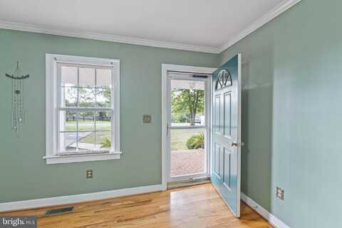 16474 DOUGLAS ROAD, BARBOURSVILLE, VA 22923