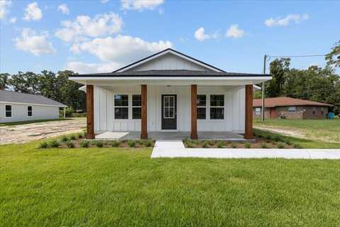 405 5th Pl, Chiefland, FL 32626
