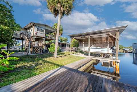 94 899th Ave, Suwannee, FL 32680