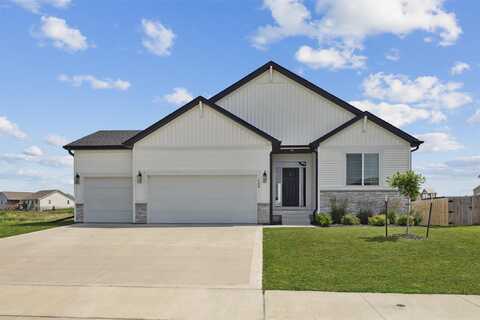 109 Creekside Drive SW, Bondurant, IA 50035