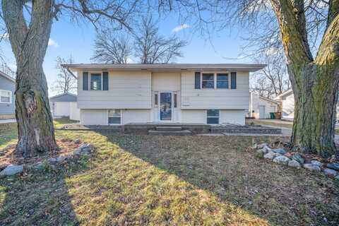 110 9th Street SE, Altoona, IA 50009