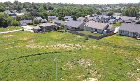 W Lincoln Place lot: 10, Indianola, IA 50125