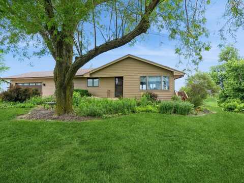 1246 N 75th Avenue W, Newton, IA 50208