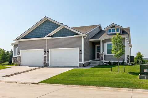 8932 Mockingbird Drive, West Des Moines, IA 50266