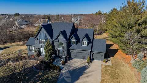4205 Quail Court, West Des Moines, IA 50265