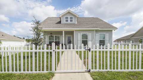 41 Woodsorrel Street, Freeport, FL 32439