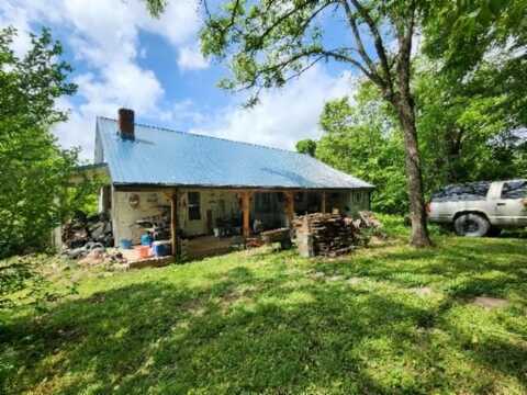 105 Log Home Lane, Moss, TN 38575