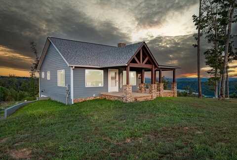 345 Taylor Road, Byrdstown, TN 38549