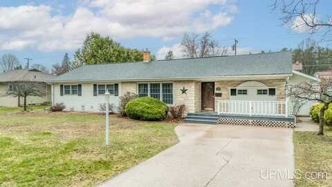 812 Hamilton, Kingsford, MI 49802