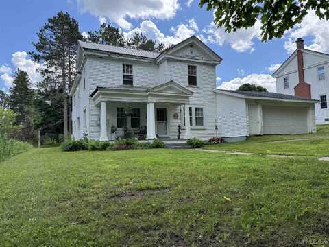 11 Newport, Ironwood, MI 49938