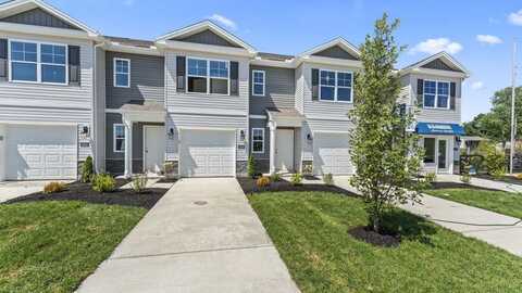 3376 New Year Dr, Colerain Township, OH 45251