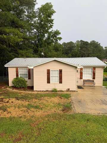 1086 CO RD 68, Guin, AL 35563