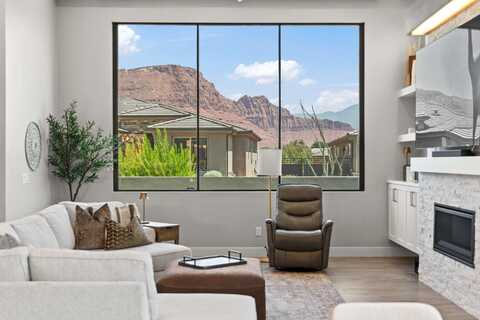 499 W Palo Verde Way, Ivins, UT 84738