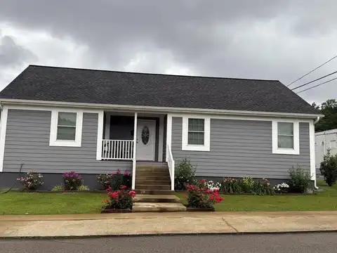 1104 Short Street, Paintsville, KY 41240