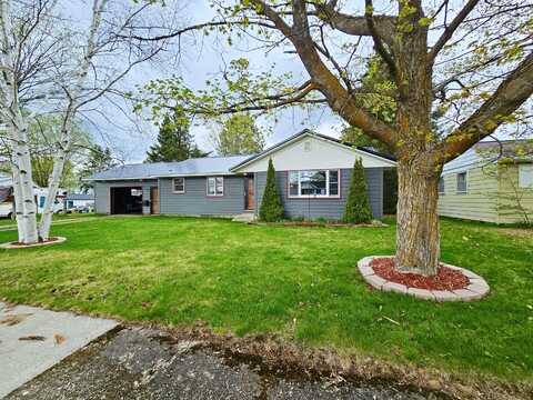 406 W W Ave C, Newberry, MI 49868