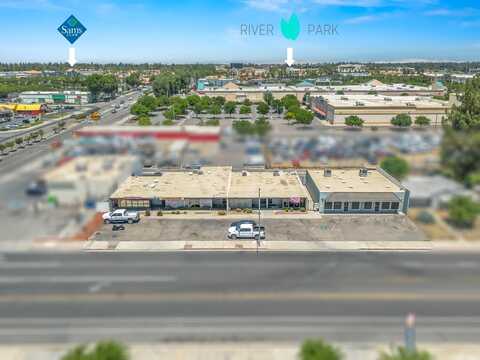 30 Minarets Avenue E, Pinedale, CA 93650