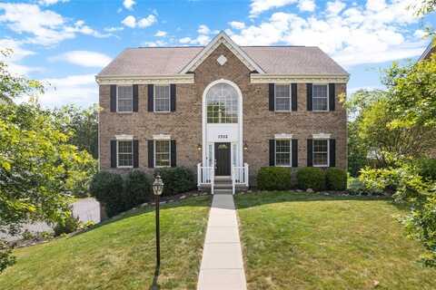 1702 S Hawthorn Ct, Sewickley, PA 15237