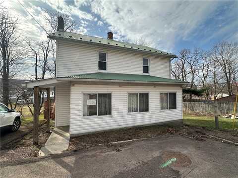 134 Lincoln Ave, Meyersdale, PA 15552