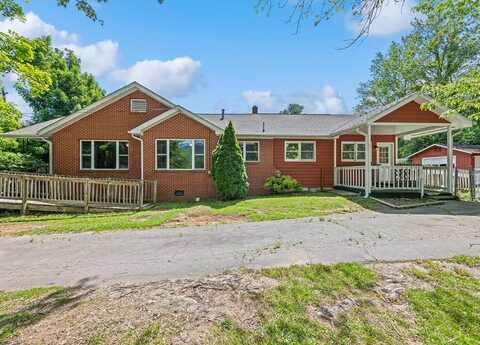 205 Hazelwood Ave, Waynesville, NC 28786