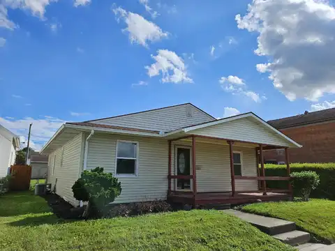 207 E Pearl Street, Wapakoneta, OH 45895