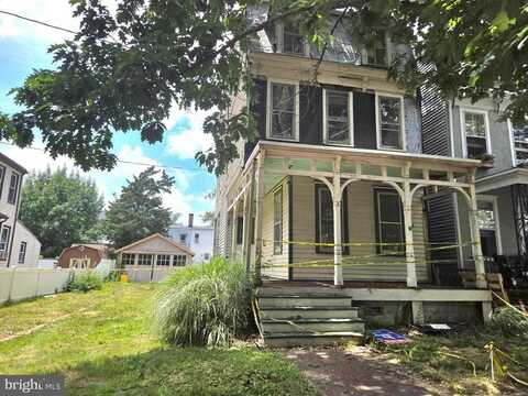 428 LOCUST AVENUE, BURLINGTON, NJ 08016