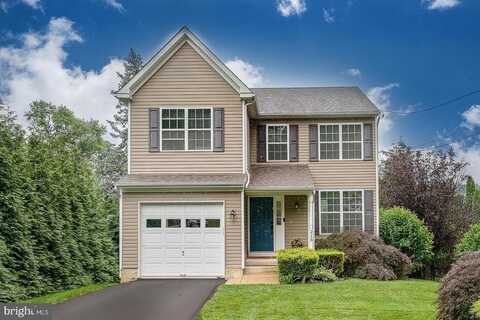 215 LINCOLN AVENUE, CONSHOHOCKEN, PA 19428