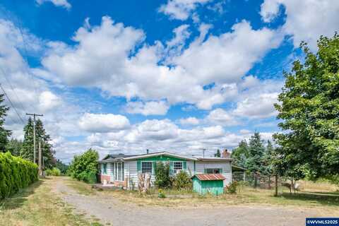 9237 Silver Falls Hwy SE, Aumsville, OR 97325