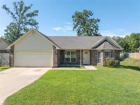 2619 Red Oak DR, Van Buren, AR 72956