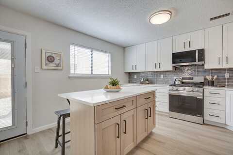 4920 BLACK Drive NW, Albuquerque, NM 87120