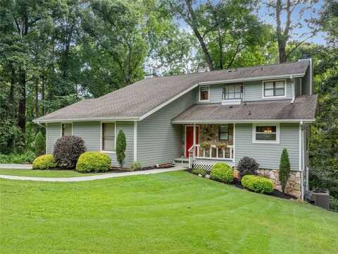 162 NOUVEAU Court SW, Lilburn, GA 30047