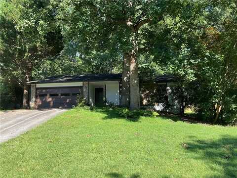 215 Lakeland Court, Roswell, GA 30076
