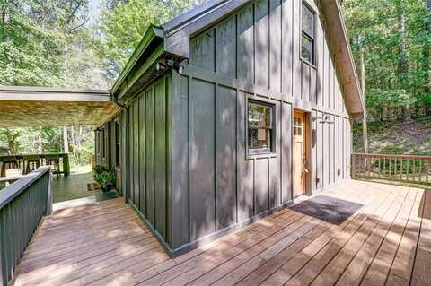 81 FALCON Circle, Ellijay, GA 30540