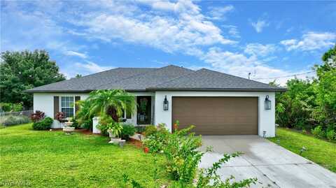 3019 65th Street W, Lehigh Acres, FL 33971