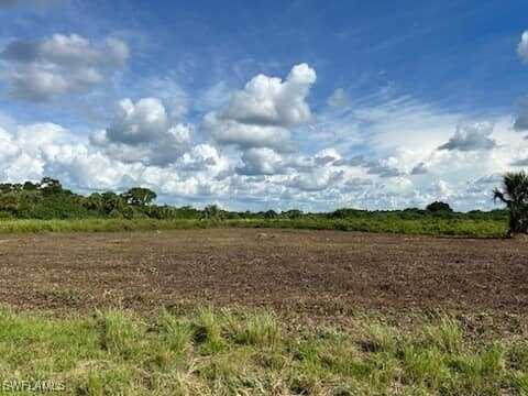 770 Shark Lane, Labelle, FL 33935