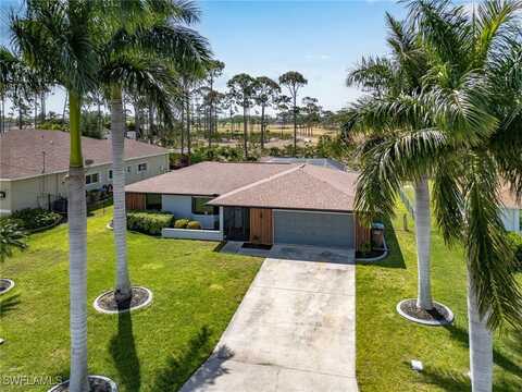 1912 SW 8th Court, Cape Coral, FL 33991