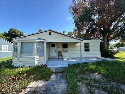 2135 South Street, Fort Myers, FL 33901