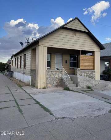 1118 N Laurel Street, El Paso, TX 79902