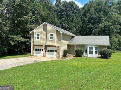 4586 High Gate, Lithonia, GA 30038