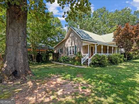 245 Delia Pease, Carrollton, GA 30117