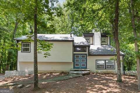 671 LOST CREEK, Stone Mountain, GA 30088