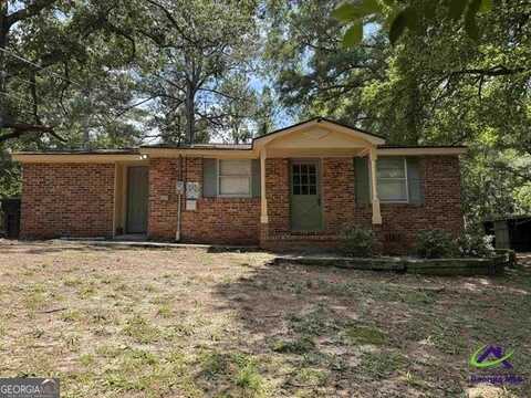 425 Hillside, Byron, GA 31008