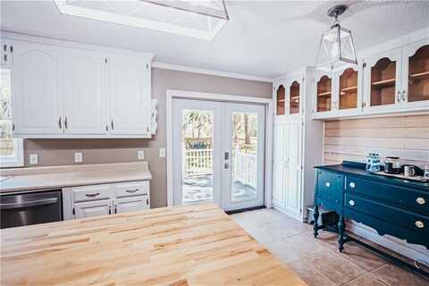 109 Mackqueen Drive, Brunswick, GA 31525