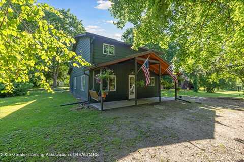 8301 S Dewitt Road, DeWitt, MI 48820