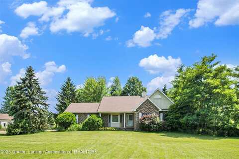 6875 W Howe Road, DeWitt, MI 48820