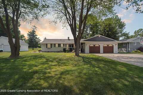 418 Charlotte Highway, Portland, MI 48875