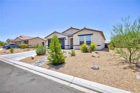 3843 E Gunnison Avenue, Pahrump, NV 89061