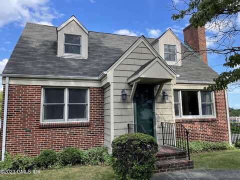 3 Havemeyer Lane, Old Greenwich, CT 06870