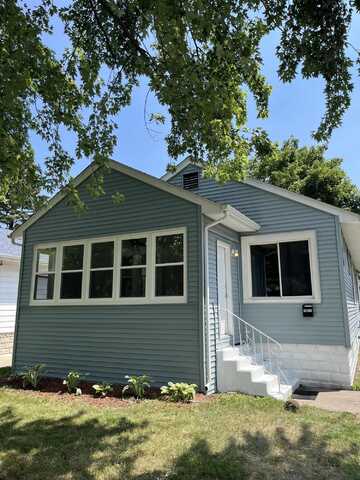 7411 Jackson Avenue, Hammond, IN 46324