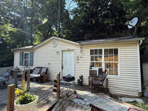 119 Co Rd 15, South Point, OH 45680