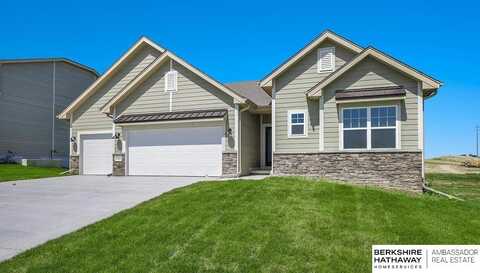 10210 S 110th Avenue, Papillion, NE 68046